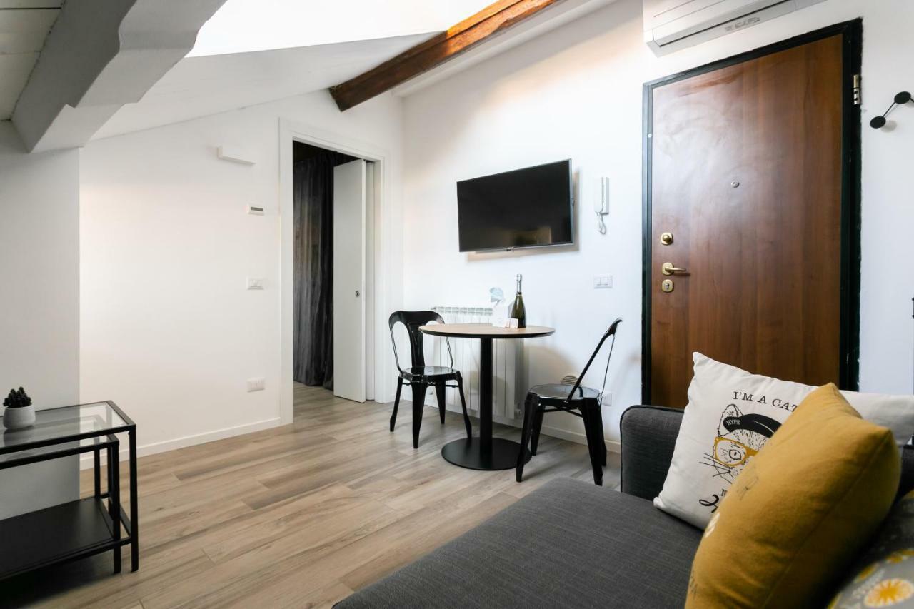 Milano Apartments Darsena Экстерьер фото